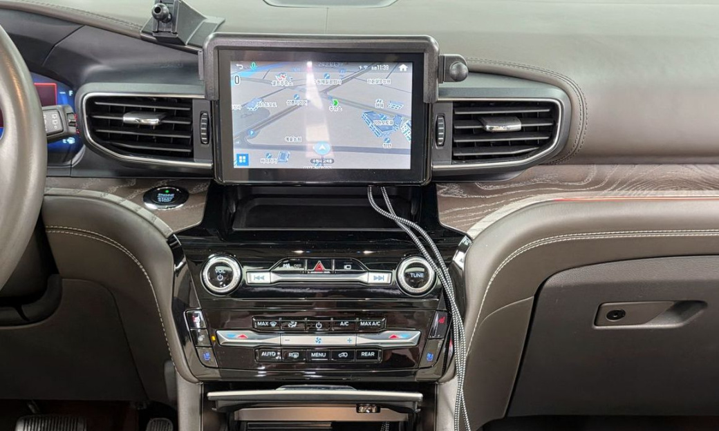 Ford Explorer 3.0 Platinum 4WD, 2021