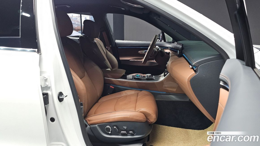 Genesis GV70 2.5T Gasoline 2WD, 2025