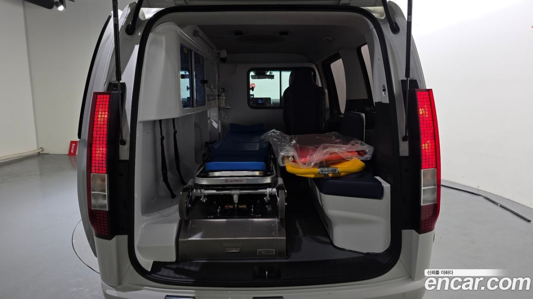 Hyundai Staria Ambulance, 2024