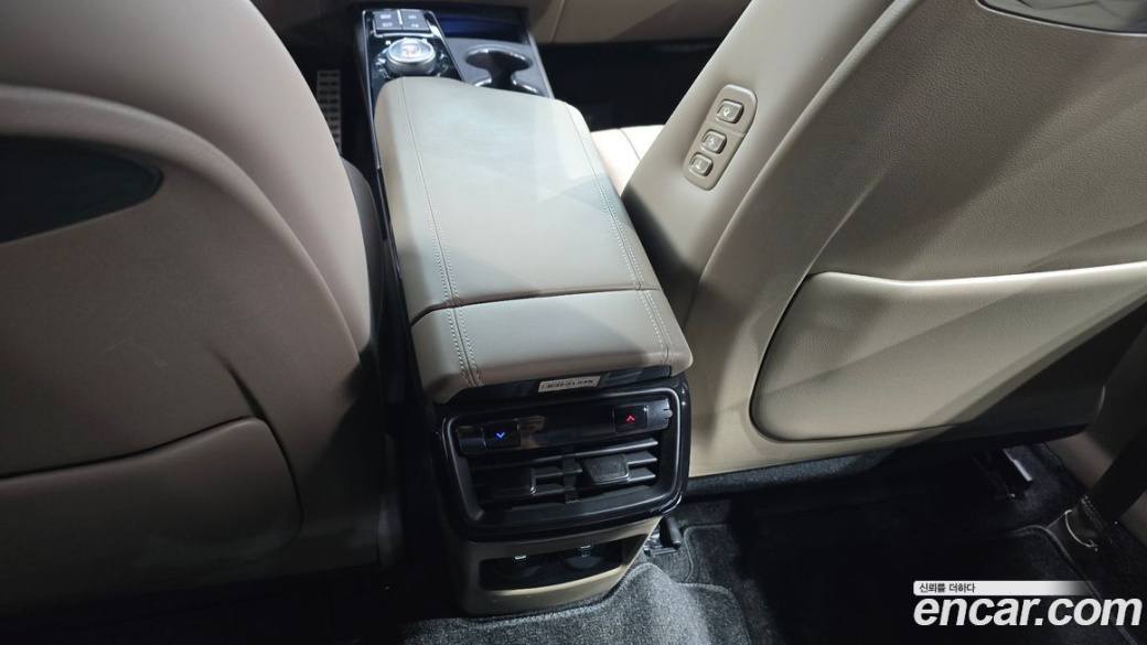 Kia K8 2.5 Gasoline 2WD, 2024