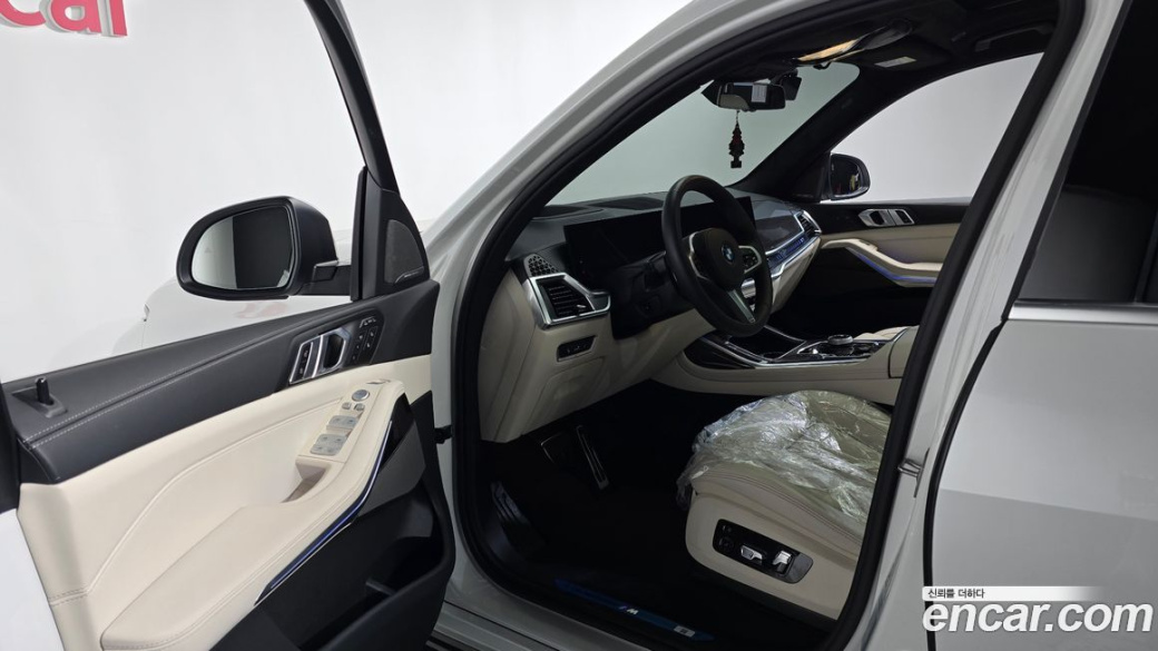 BMW X7 xDrive 40i M Sport 6STR, 2025