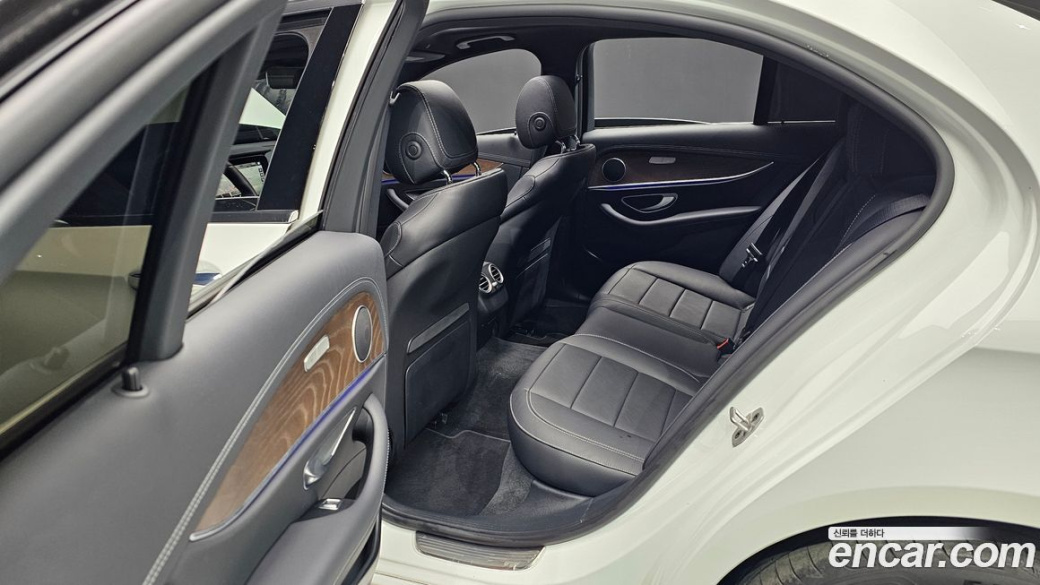 Mercedes-Benz E-Class E250 Exclusive, 2022