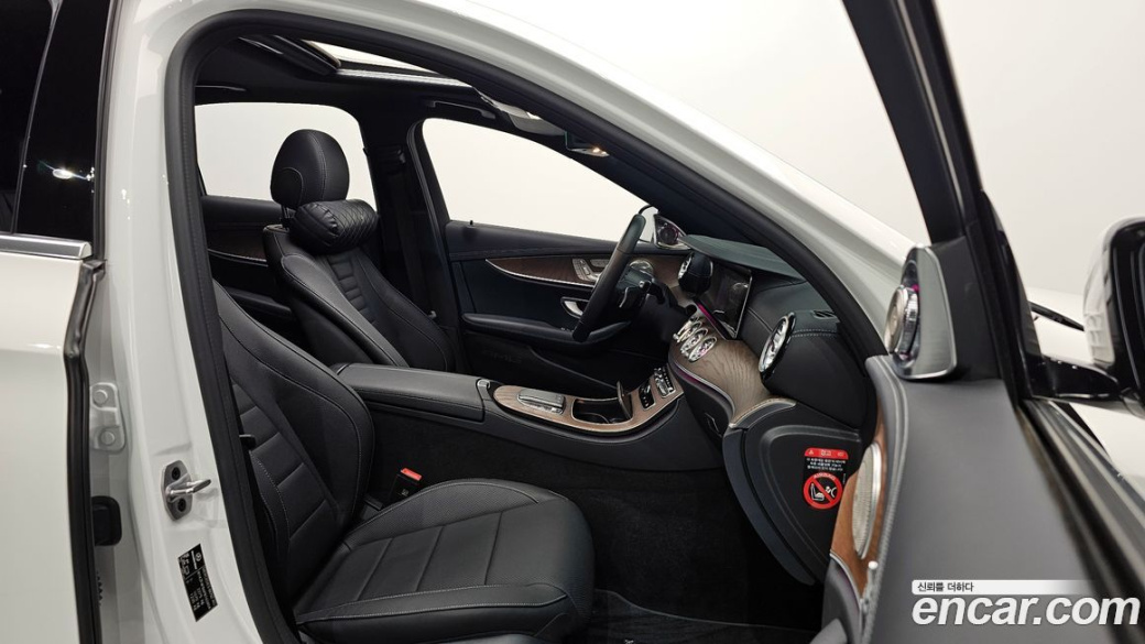 Mercedes-Benz E-Class E250 Exclusive, 2023