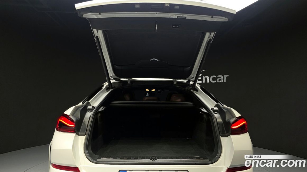 BMW X6 xDrive30d M Sport, 2022
