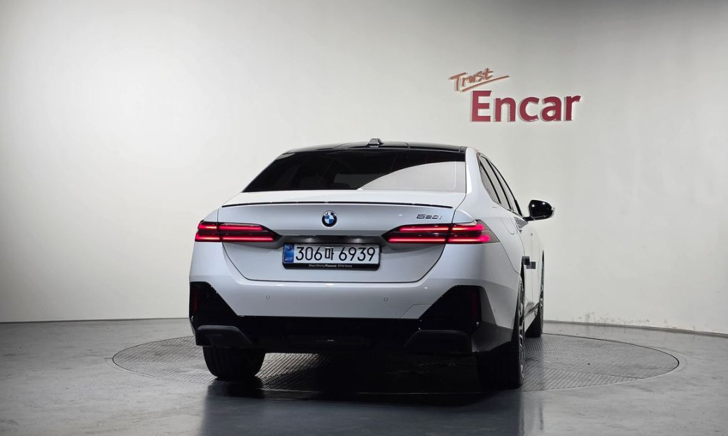 BMW 5-Series 520i Special Edition, 2026