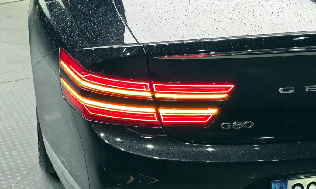 Genesis G80 Gasoline 2.5 Turbo AWD, 2025