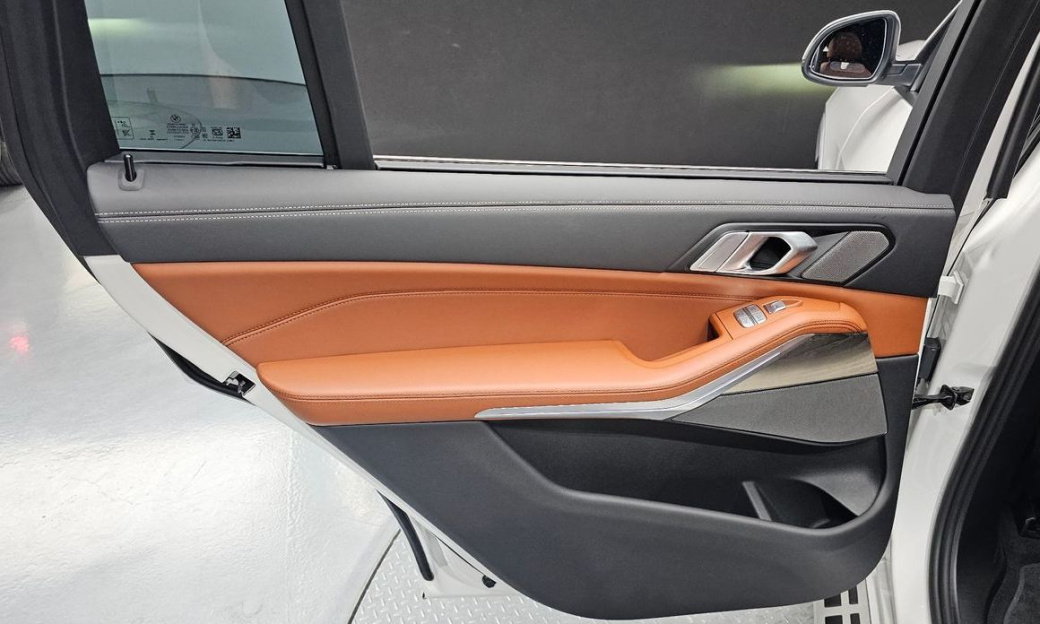 BMW X7 xDrive 40d Design Pure Excellence 7-Seater, 2026