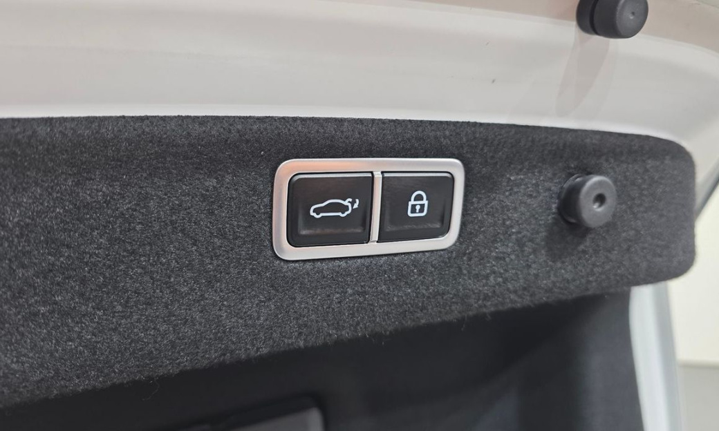 Genesis G70 Gasoline 2.5T 2WD, 2024