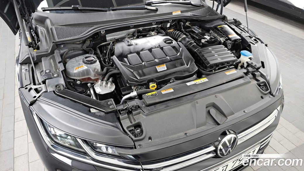 Volkswagen Arteon 2.0 TDI R-LIINE 4Motion, 2022