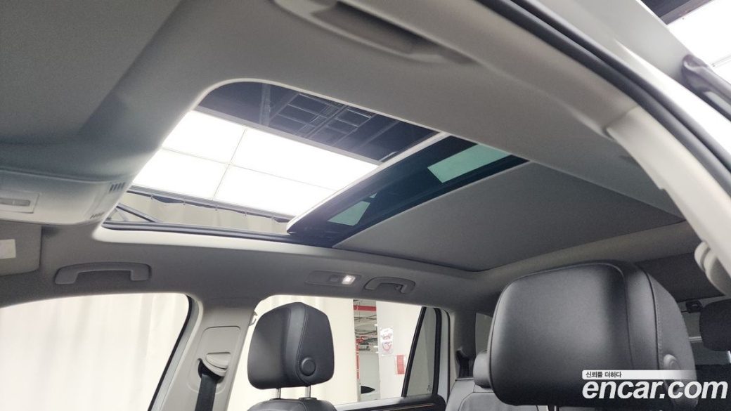 Volkswagen Tiguan 2.0 TSI Prestige, 2022