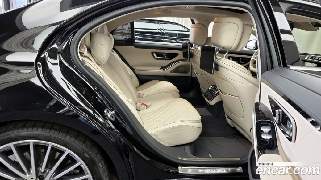Mercedes-Benz S-Class S500L 4MATIC, 2023