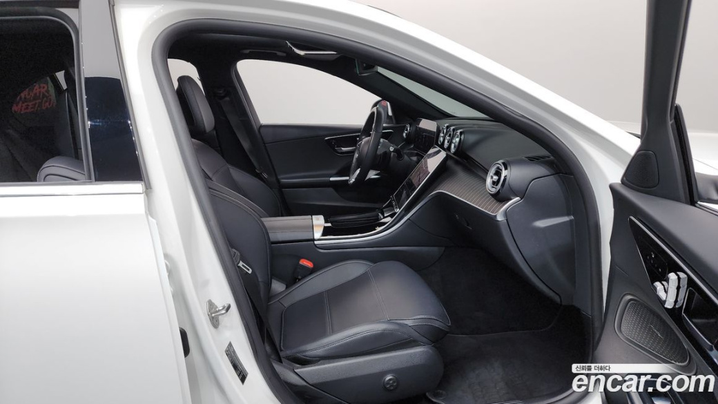 Mercedes-Benz C-Class C300 4MATIC Avantgarde, 2023