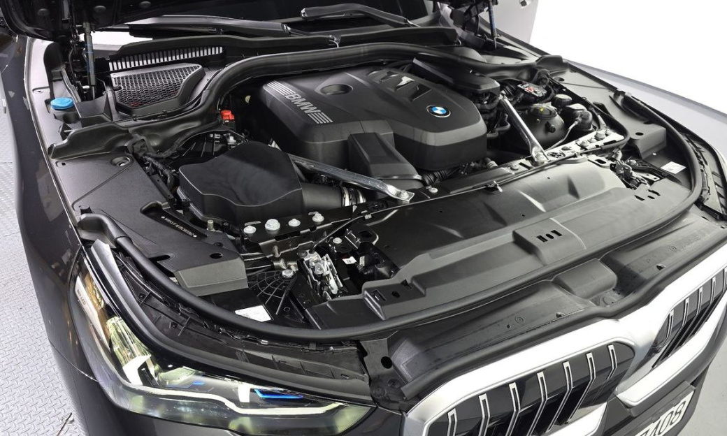 BMW 5-Series 530i xDrive M Sport, 2024