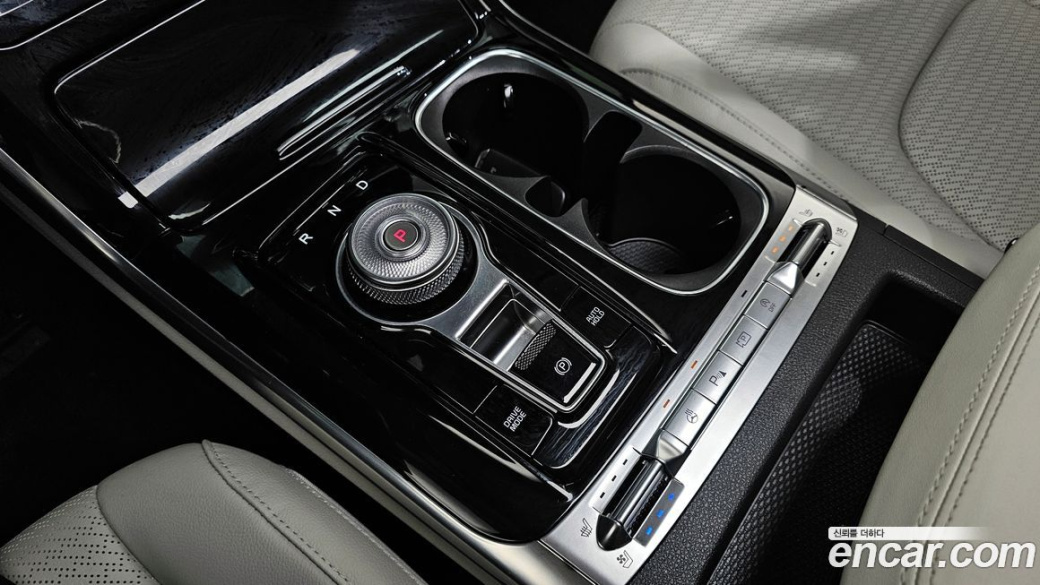 Kia Carnival 7-Seater Noblesse, 2023