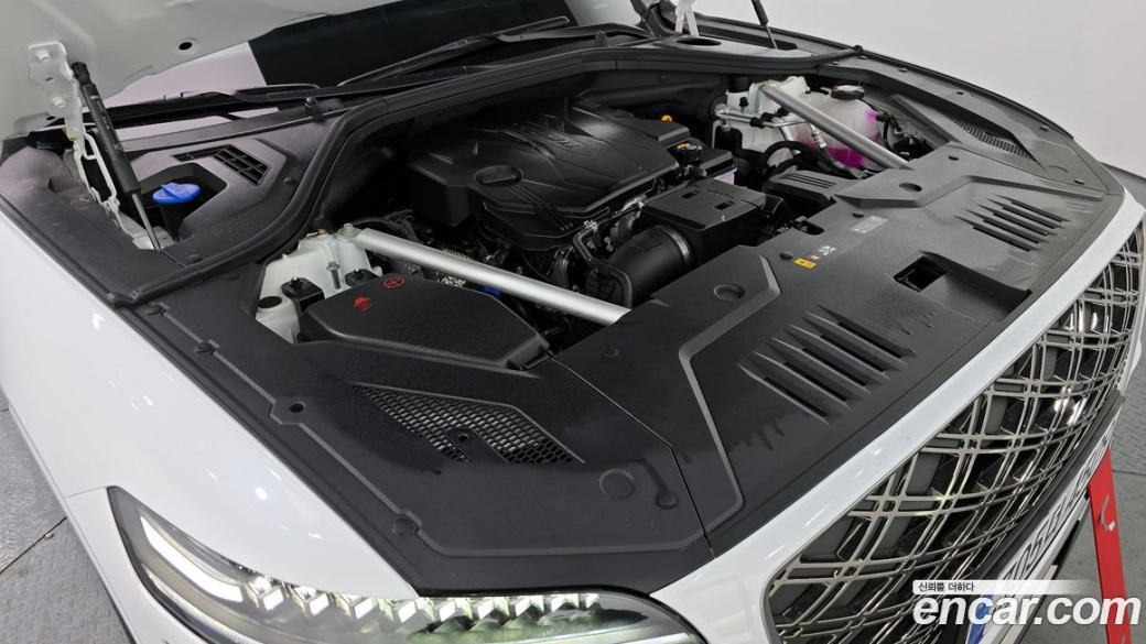 Genesis GV70 2.5T Gasoline 2WD, 2026