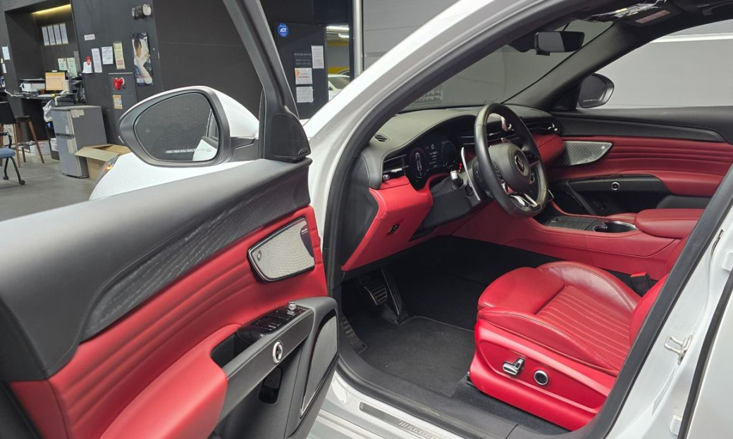 Maserati Grecale 2.0 AWD GT, 2023