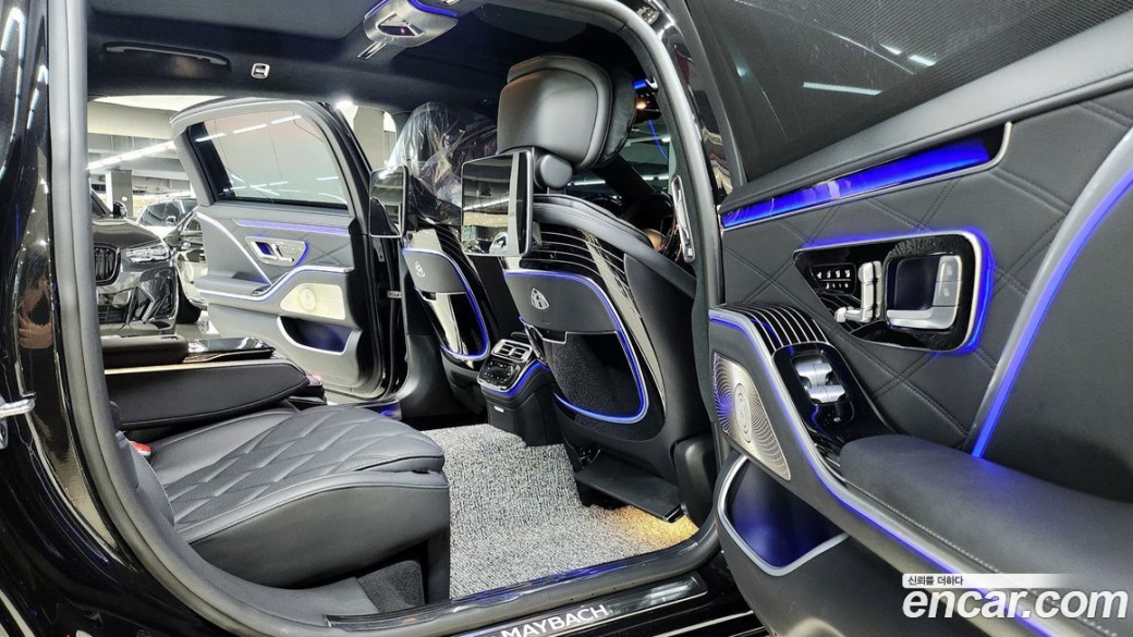 Mercedes-Benz S-Class Maybach S580 4MATIC, 2023
