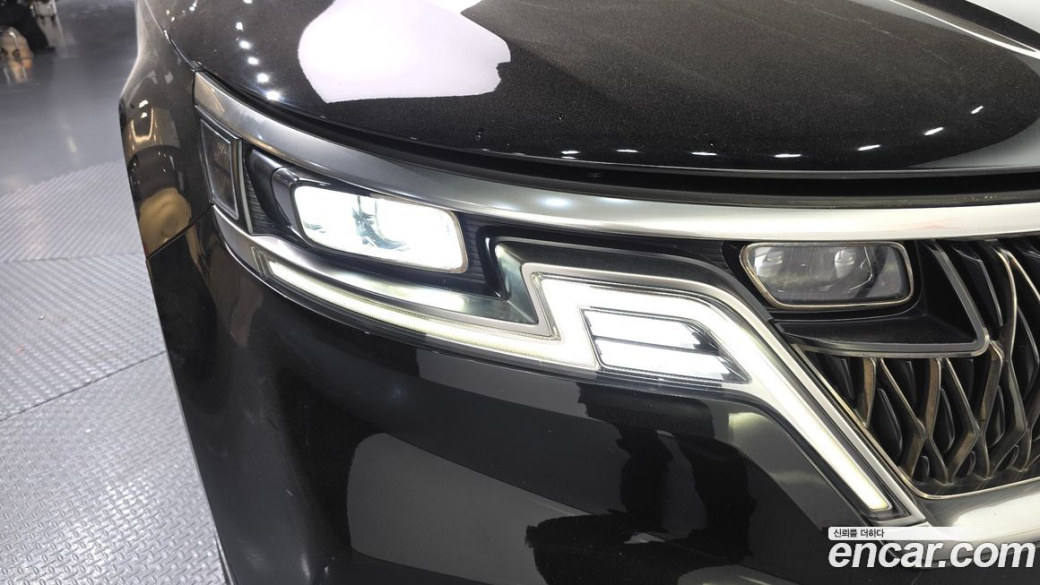 Kia Carnival 7-Seater Hi-Limousine, 2022
