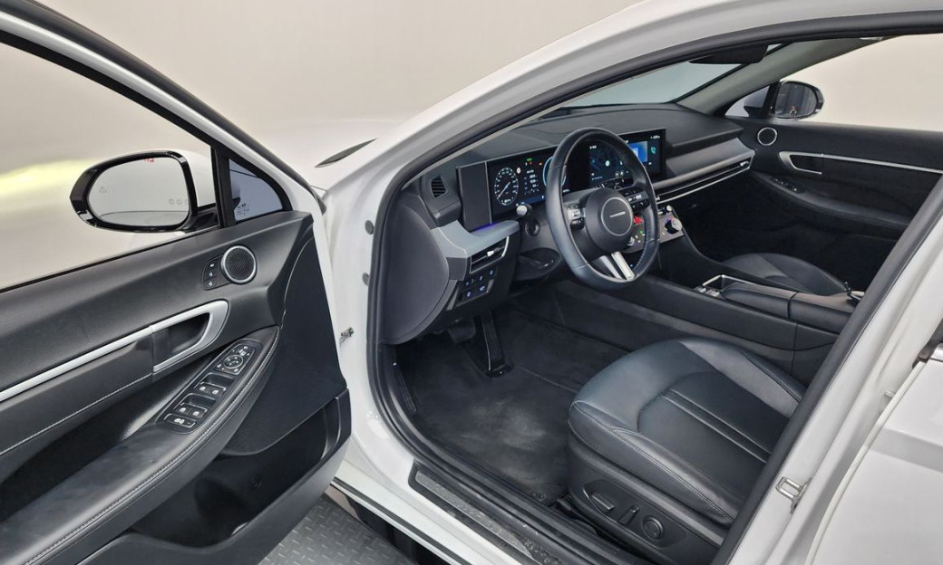 Hyundai Sonata 2.0, 2024