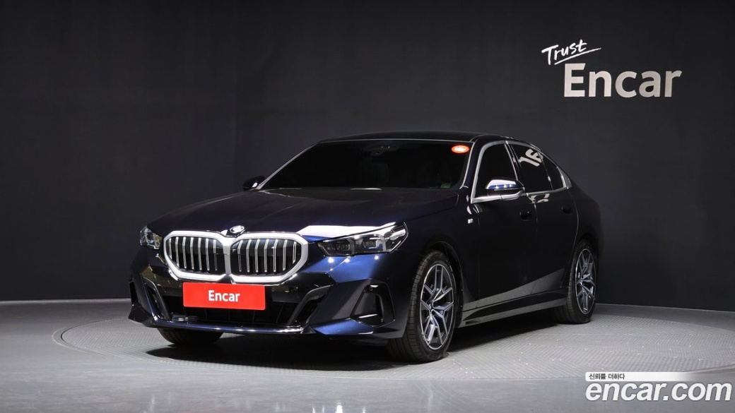 BMW 5-Series 520i M Sport, 2024