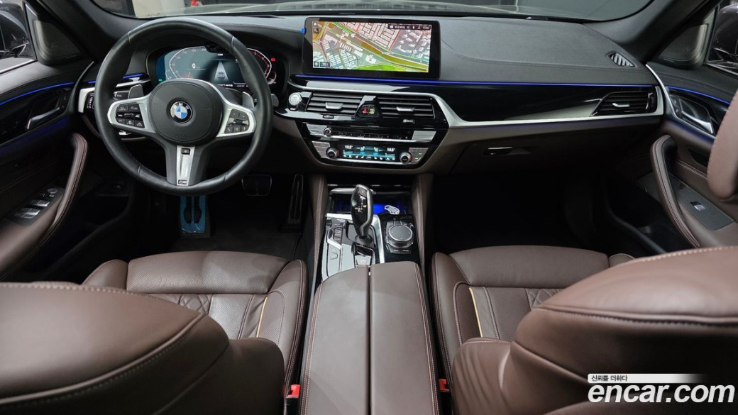 BMW 5-Series 530i M Sport Package, 2023