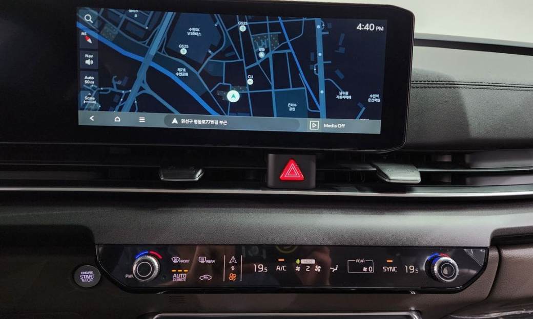 Kia Carnival 7-Seater Noblesse, 2024