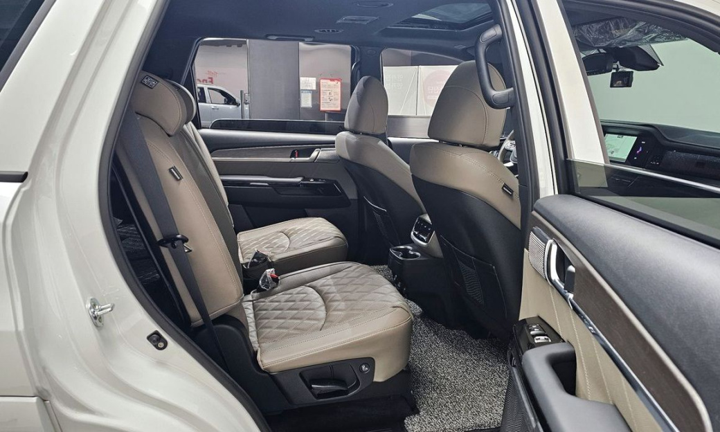 Kia Mohave Diesel 3.0 4WD 6-Seater, 2022