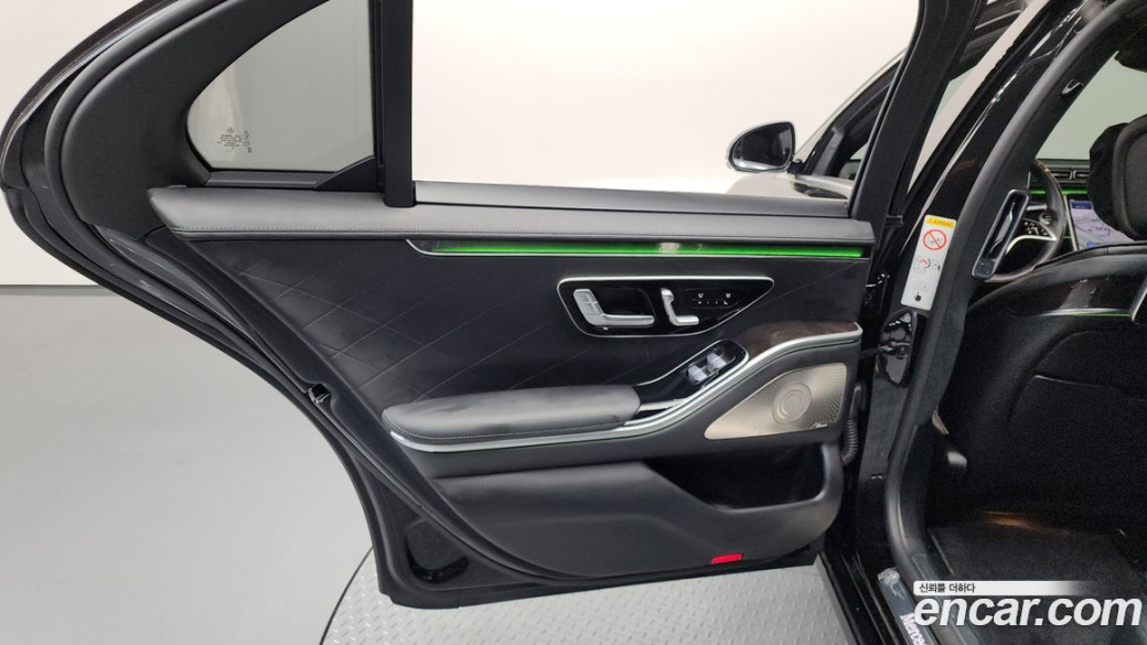 Mercedes-Benz S-Class S580L 4MATIC, 2022