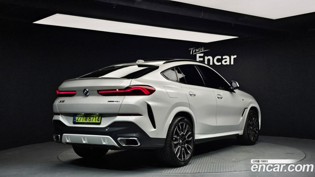 BMW X6 xDrive40i M Sport, 2025