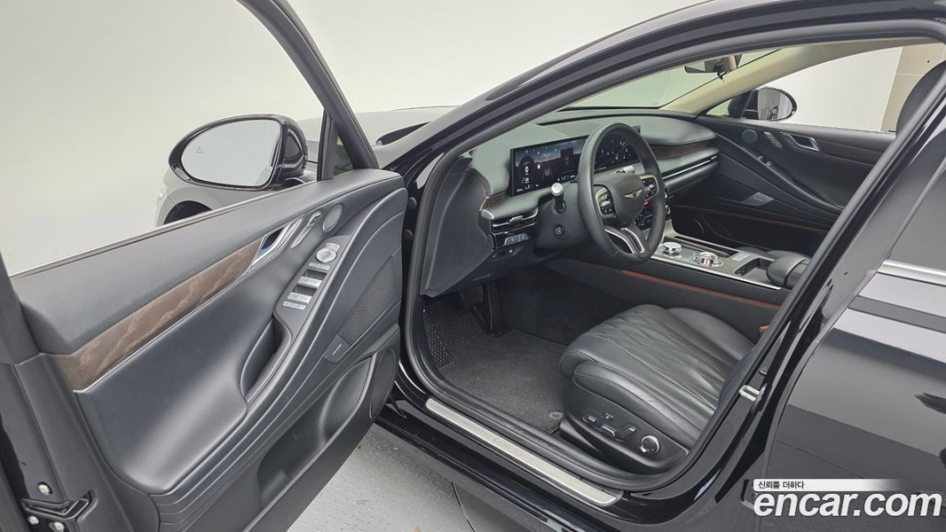 Genesis G80 Gasoline 2.5 Turbo AWD, 2025