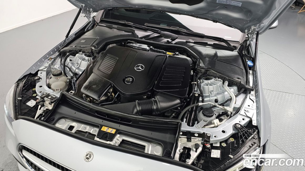 Mercedes-Benz C-Class C300 4MATIC Avantgarde, 2023