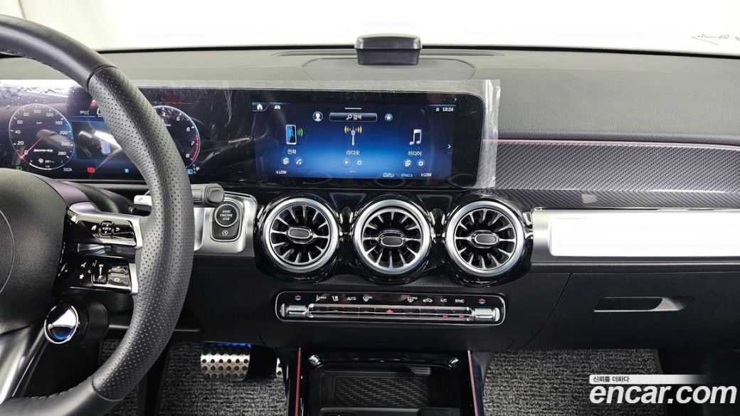 Mercedes-Benz GLB-Class AMG GLB35 4MATIC, 2024