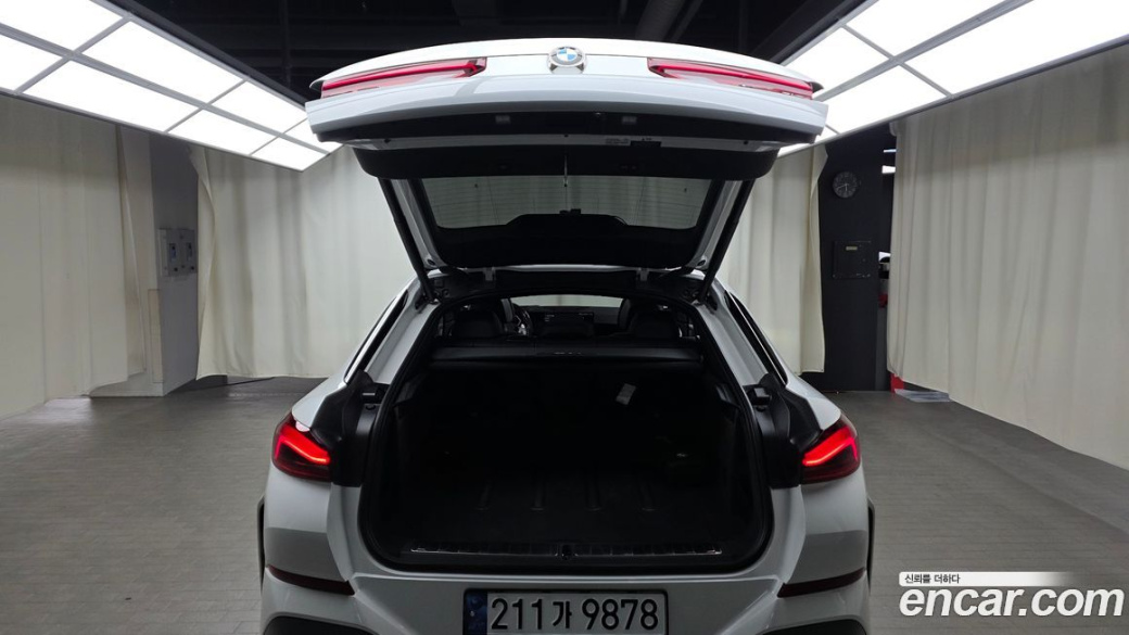 BMW X6 xDrive40i M Sport, 2025