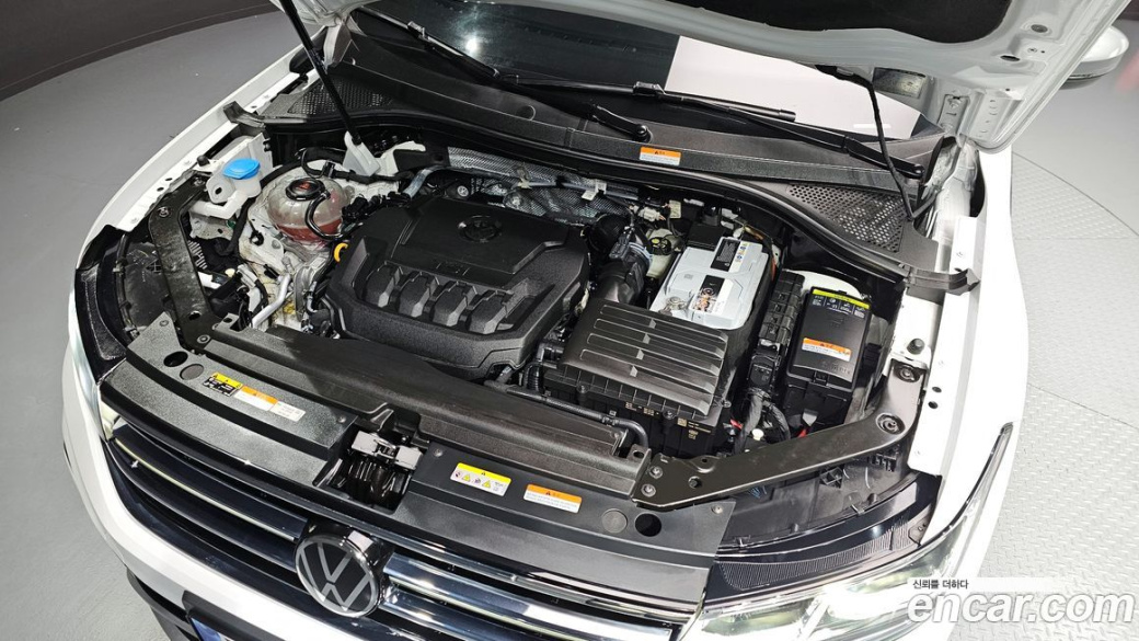 Volkswagen Tiguan 2.0 TSI Prestige, 2023