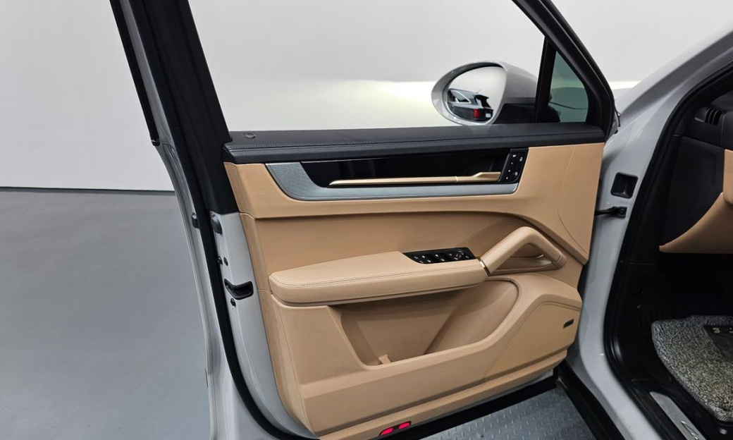 Porsche Cayenne 3.0 Coupe, 2024