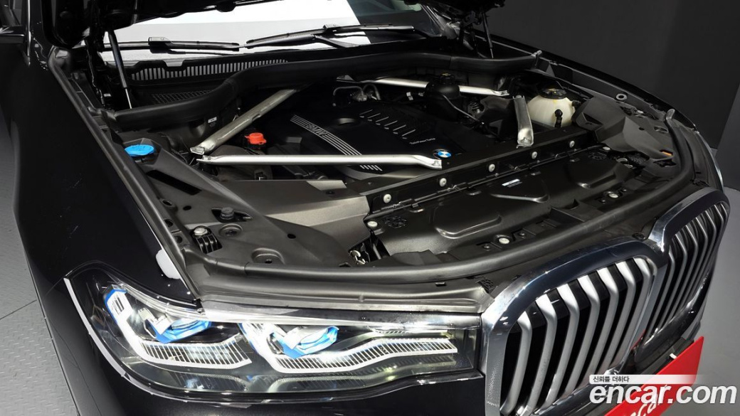 BMW X7 xDrive 40i Design Pure Excellence 6-Seater, 2022