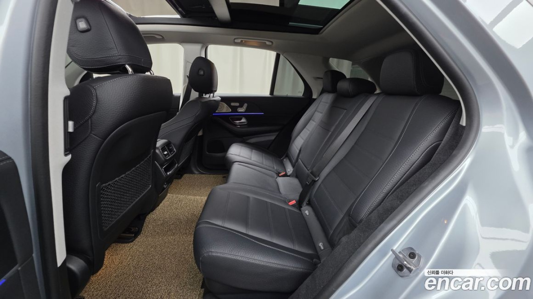 Mercedes-Benz GLE-Class GLE450 4MATIC, 2023