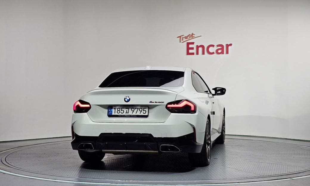 BMW 2-Series M240i xDrive Coupe, 2024