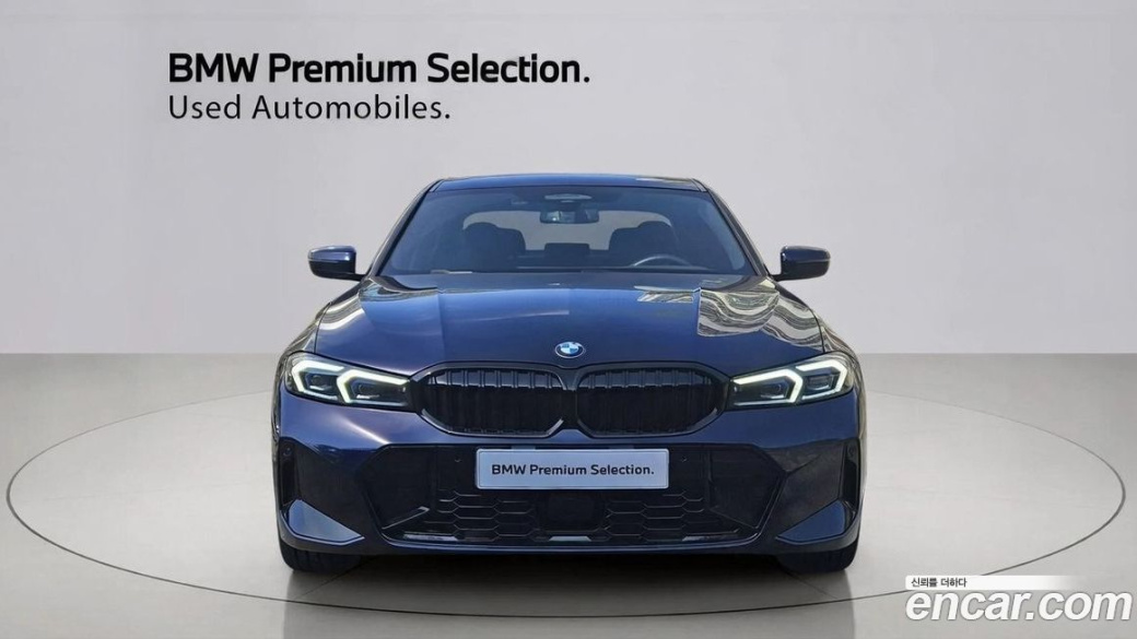 BMW 3-Series 320i M Sport, 2025