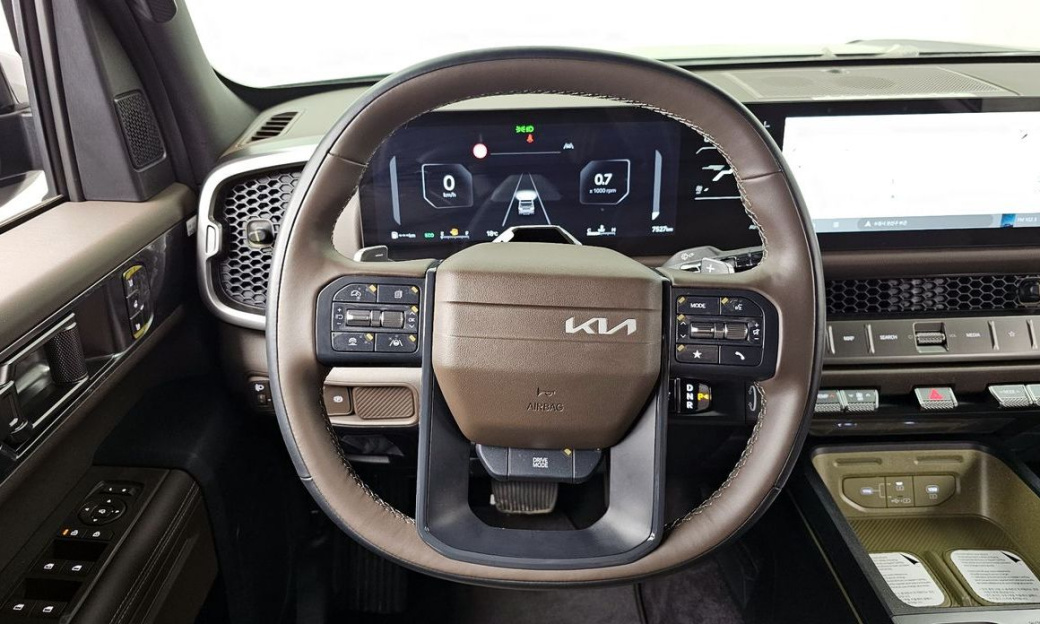 Kia Tasman 2.5T Gasoline 2WD, 2026