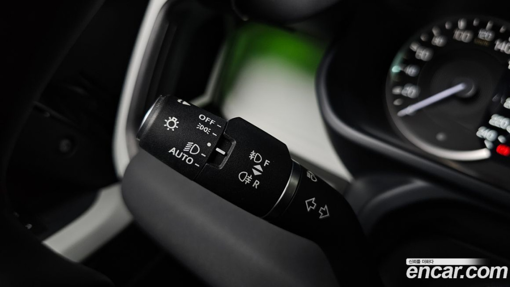 Land Rover Defender 110 D250 SE, 2023