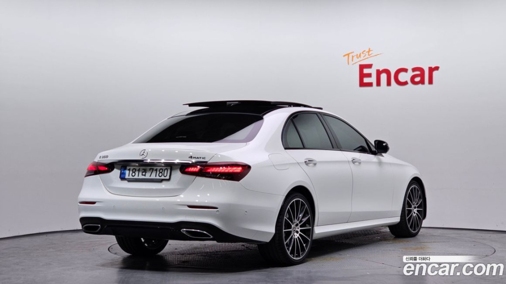 Mercedes-Benz E-Class E350 4MATIC AMG Line, 2023
