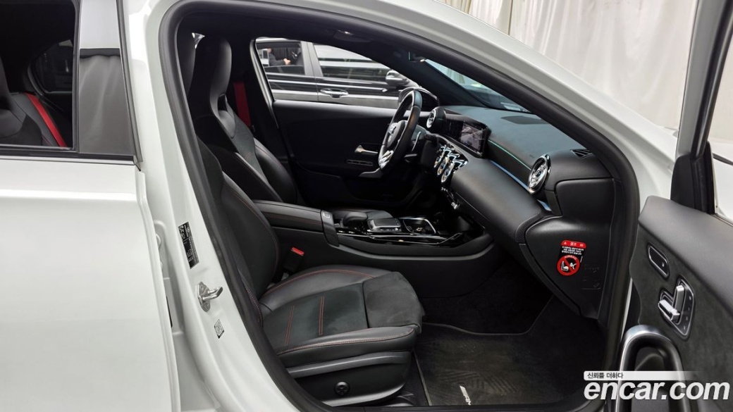 Mercedes-Benz A-Class AMG A45 4MAITC+ Hatchback, 2022