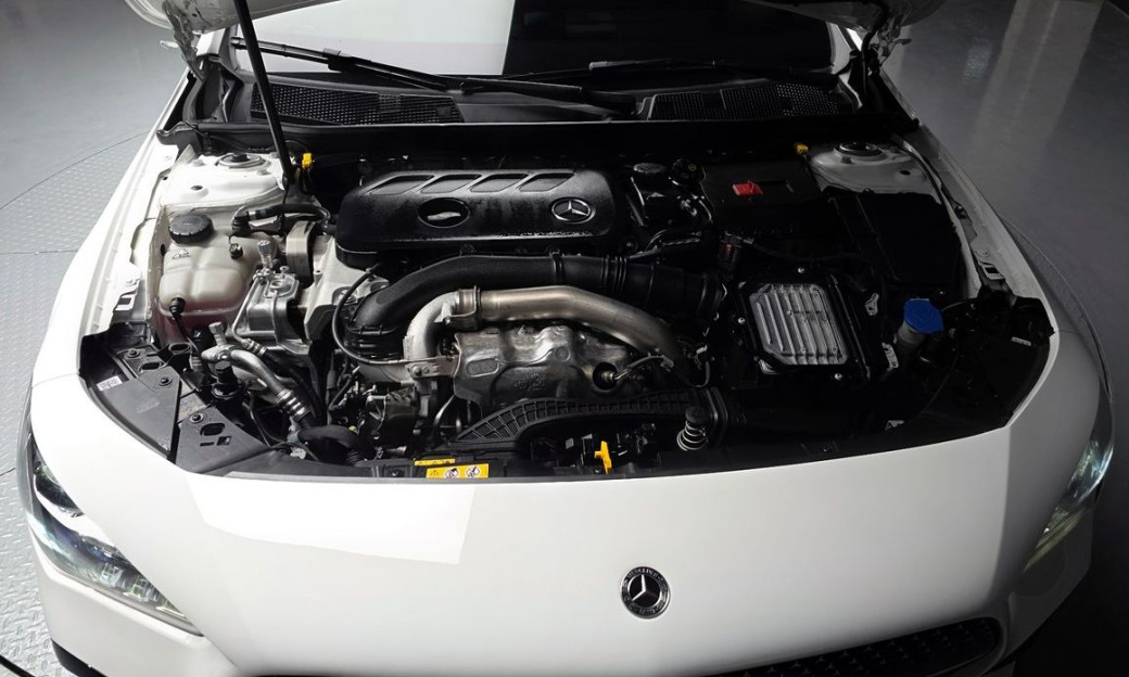 Mercedes-Benz CLA-Class CLA250 4MATIC, 2025
