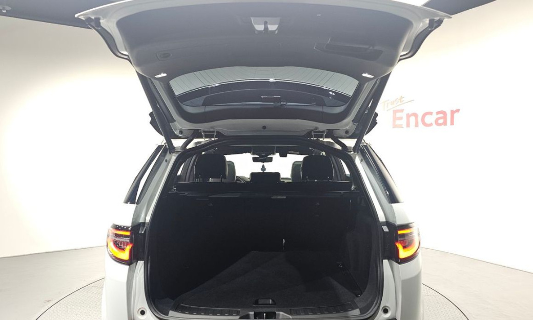 Land Rover Discovery Sport P250 Dynamic SE, 2025