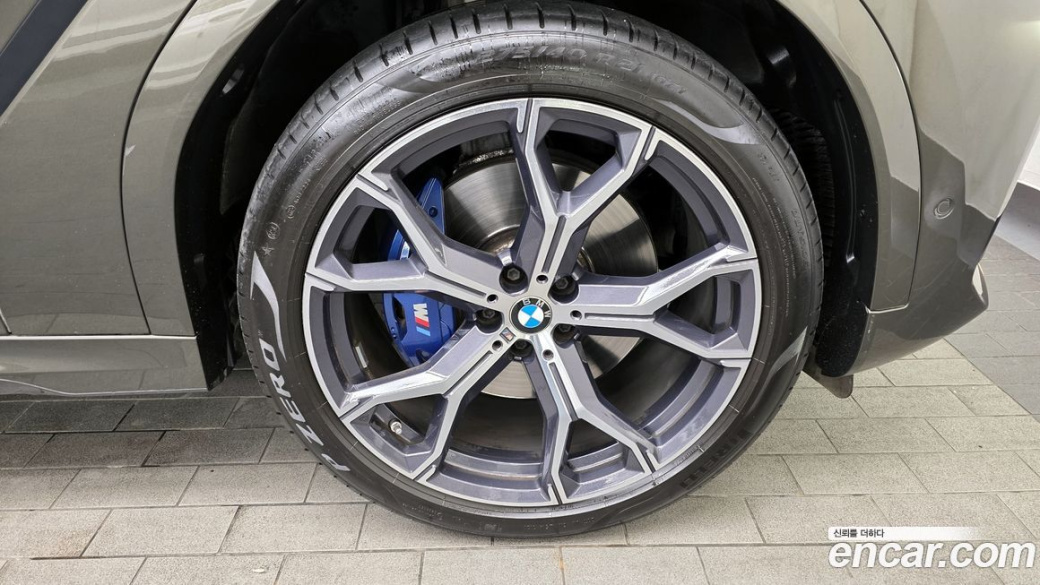 BMW X6 xDrive40i M Sport, 2022