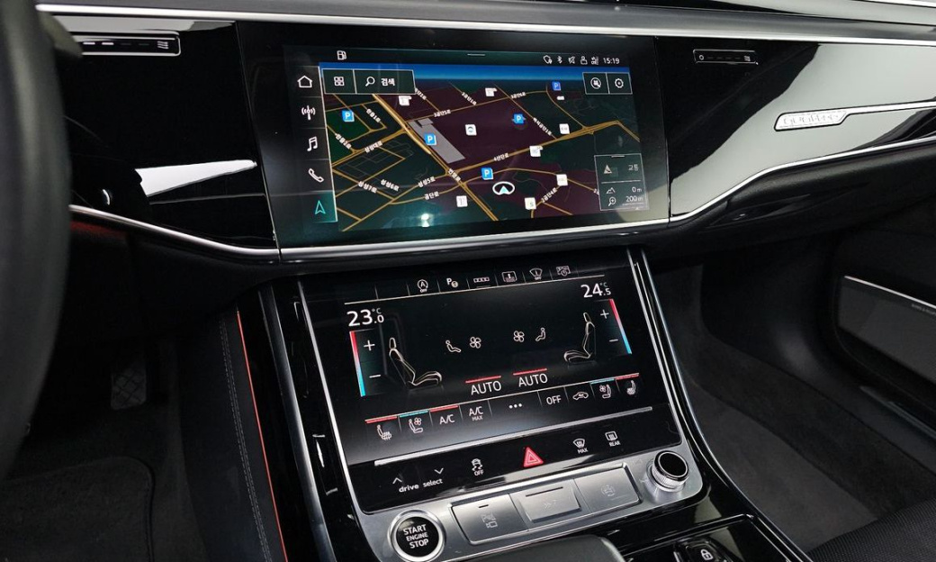 Audi A8 55 TFSI Quattro LWB, 2021