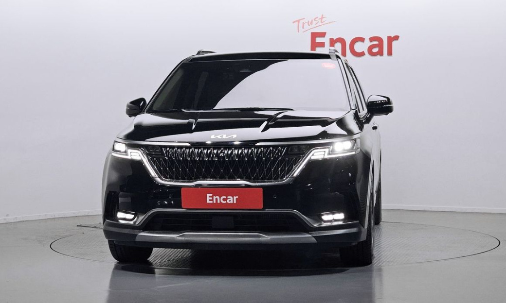 Kia Carnival 9-Seater Signature, 2023