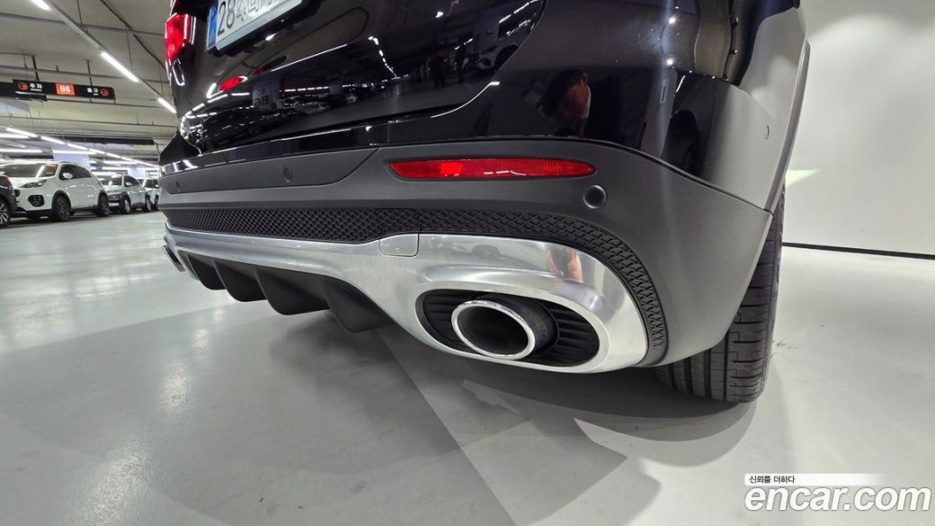 Mercedes-Benz GLB-Class AMG GLB35 4MATIC, 2025