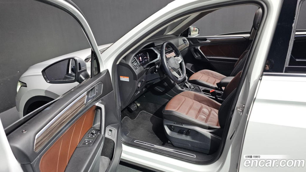 Volkswagen Tiguan 2.0 TSI Prestige, 2023